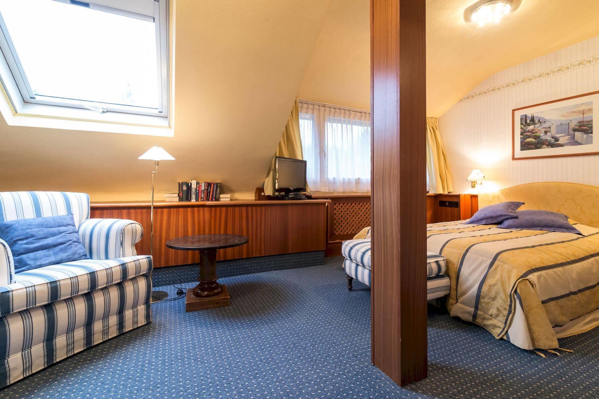 Thermen Hotel & Restaurant Bad Soden Bad Soden am Taunus Luaran gambar